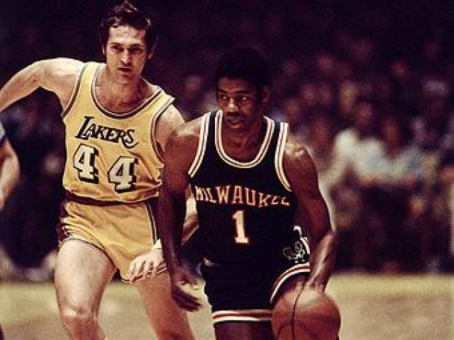 都被这份情 都被这份情