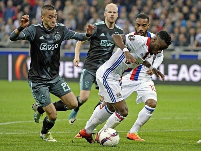 瓦伦西亚对 瓦伦西亚对