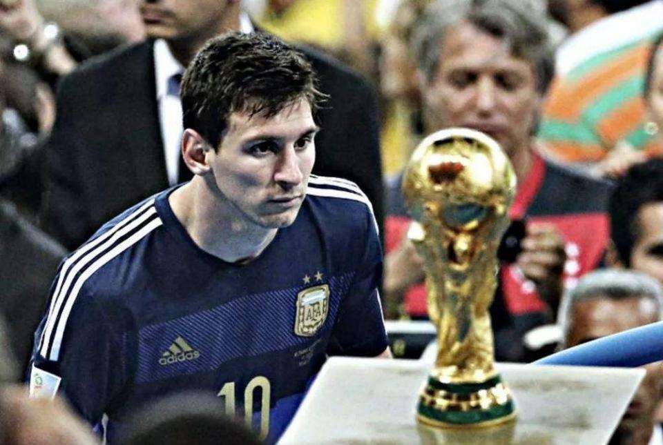 续从事与足 续从事与足