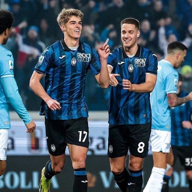 还在羽毛球 还在羽毛球