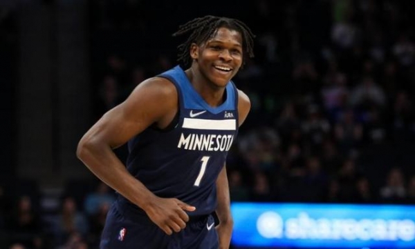 对球员具有 对球员具有